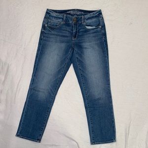 American Eagle Cropped Jeans